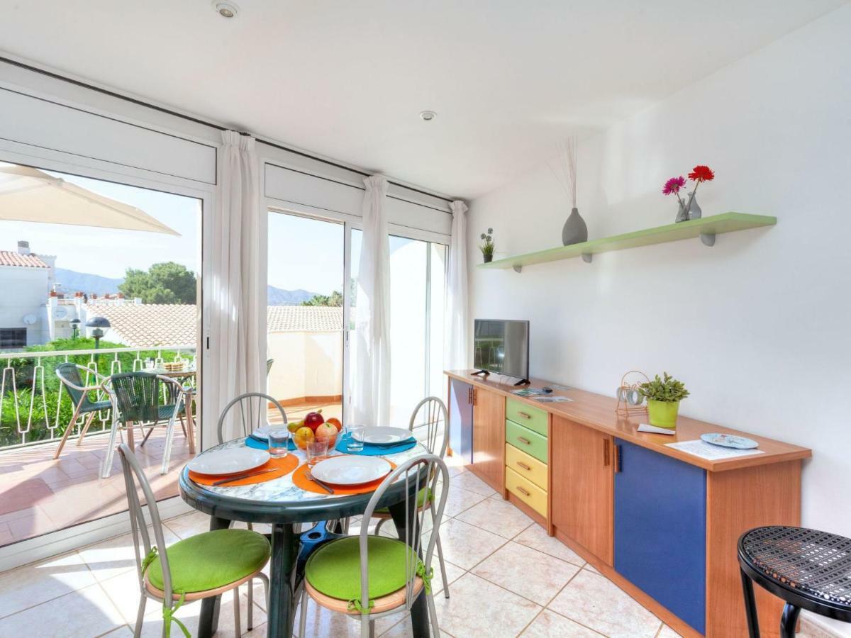 Apartment Palmiers I-1 By Interhome Llanca Bagian luar foto